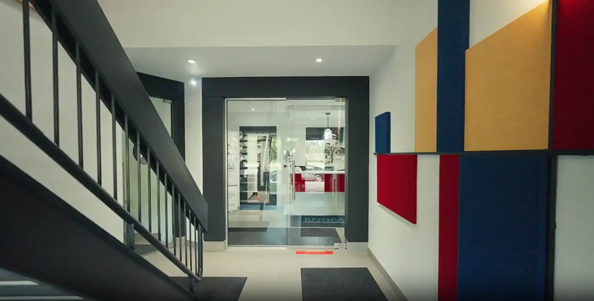 RE/MAX DU CARTIER - Entree