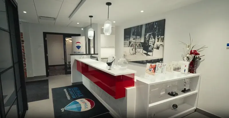 RE/MAX DU CARTIER, Laval: Réception
